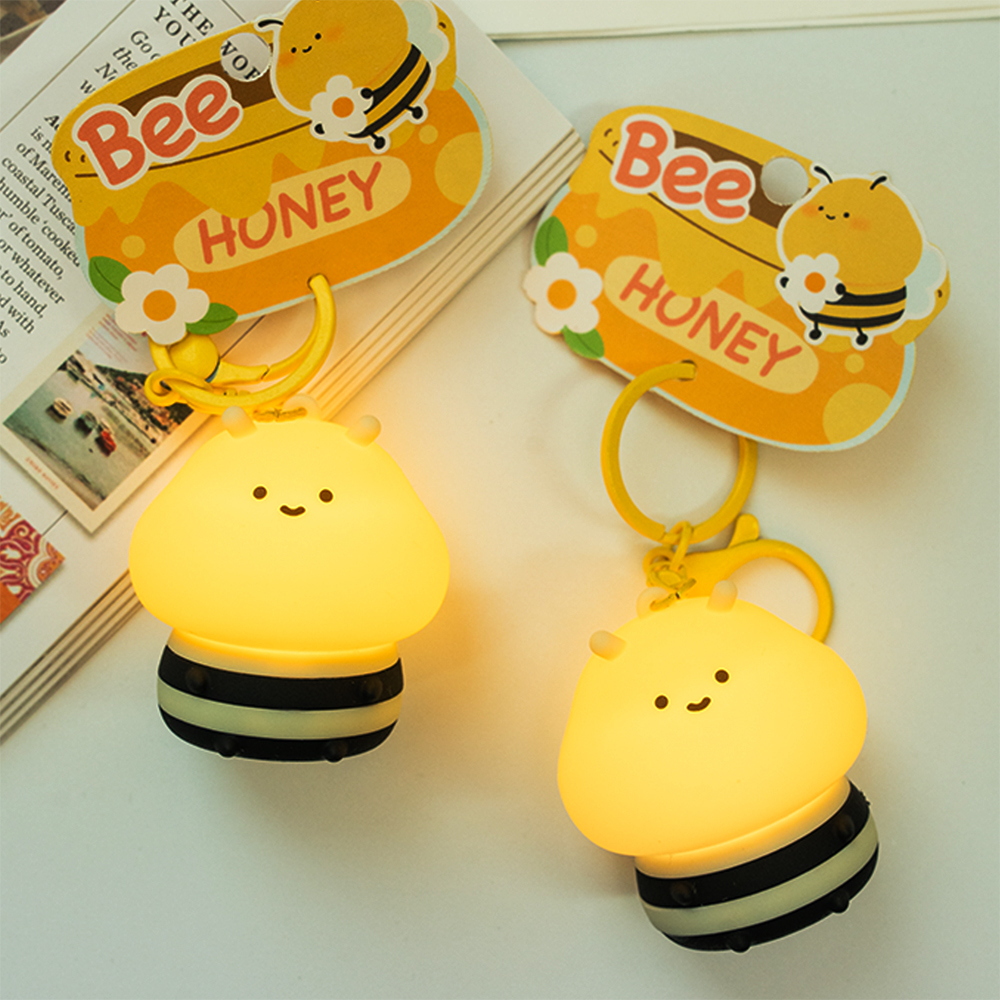 Kids Toys Bd - Mini Arı Anahtarlık Gece Lambası Anime